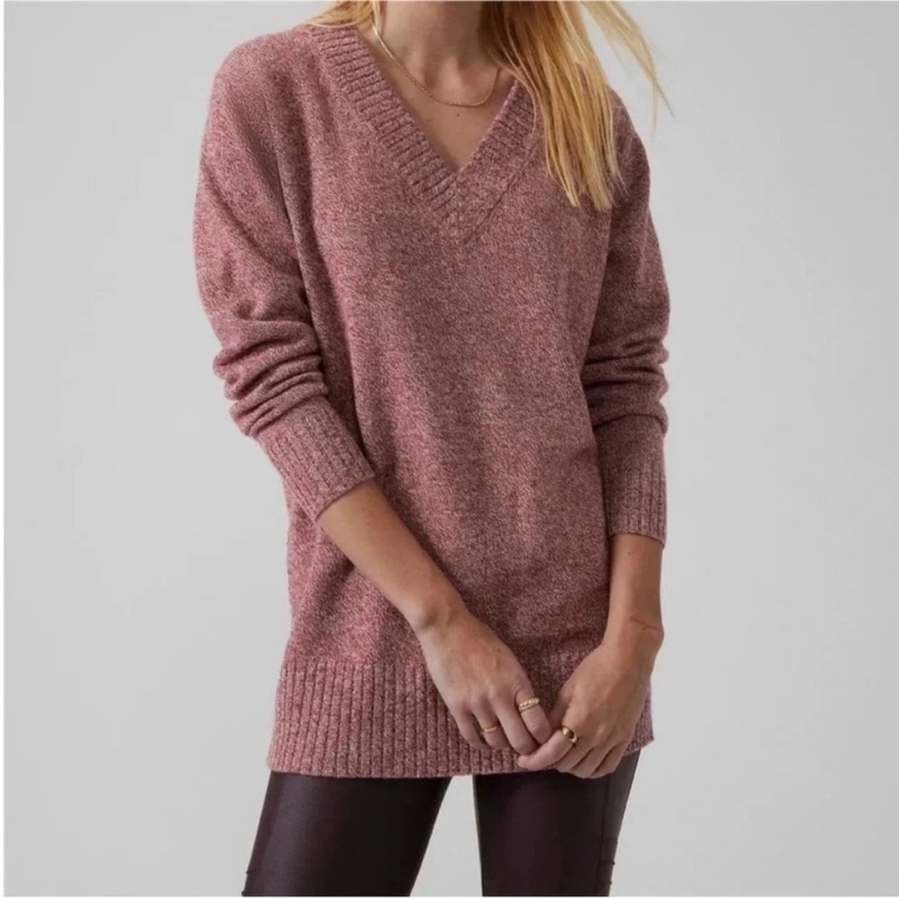 Athleta Cashmere Wool Blend Minimalist Athleisure Long Sleeve Vital V-Neck Tunic